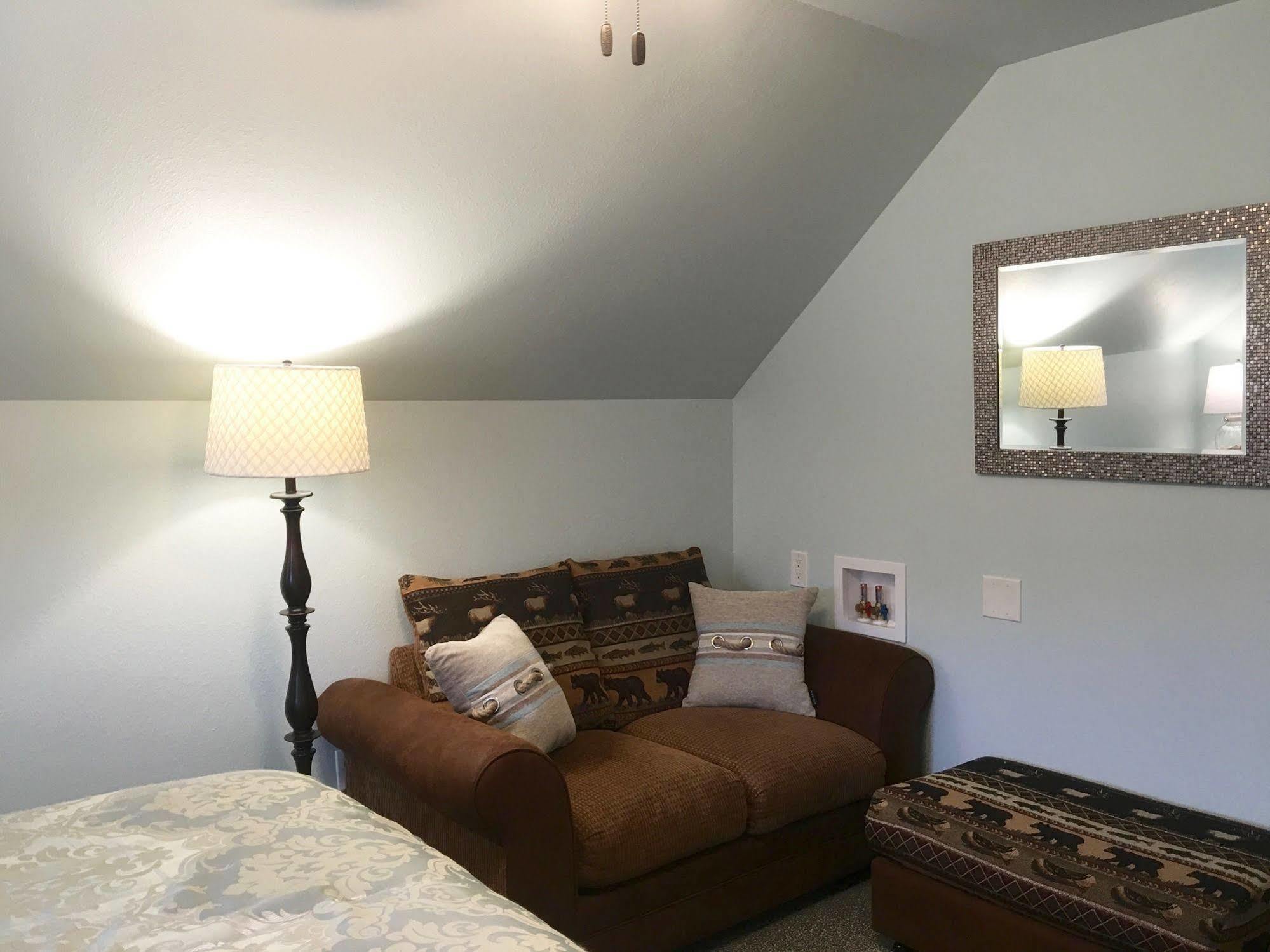 The Torch Lake Bed And Breakfast Central Lake Exterior photo